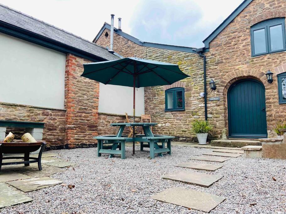 The Owl House Cottage Welsh Newton Common Екстер'єр фото